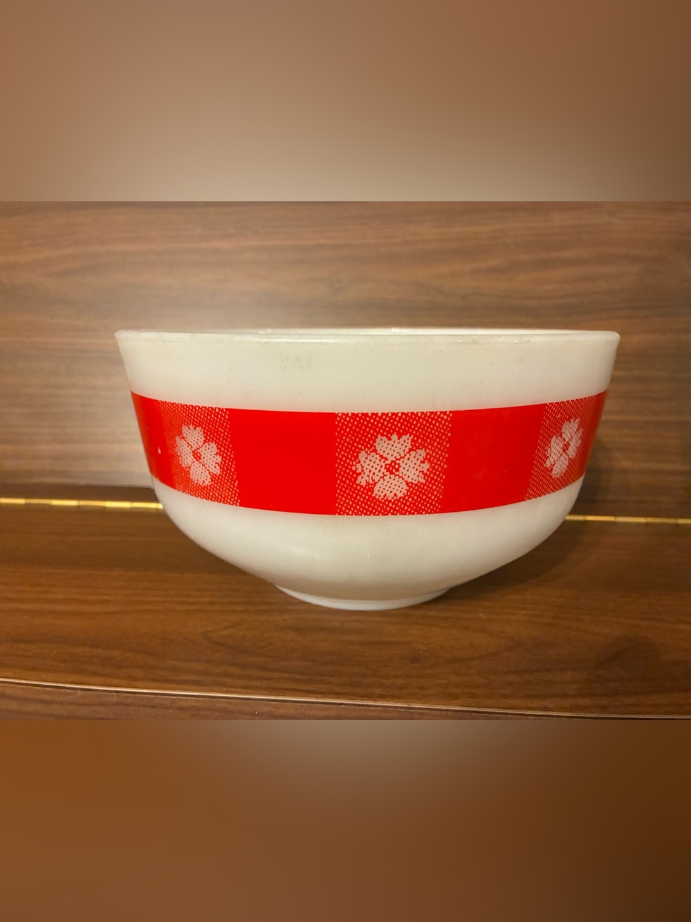 Federal Glass Country Gingham Ted and White 8” Mixing Bowl